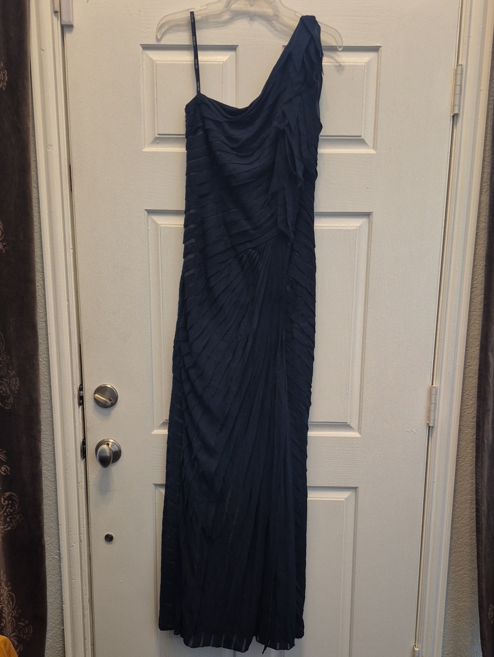 Tadashi Shoji Asymmetric Maxi Dress 8 Pleated One Shoulder Silk Chiffon Gown M - Picture 5 of 6
